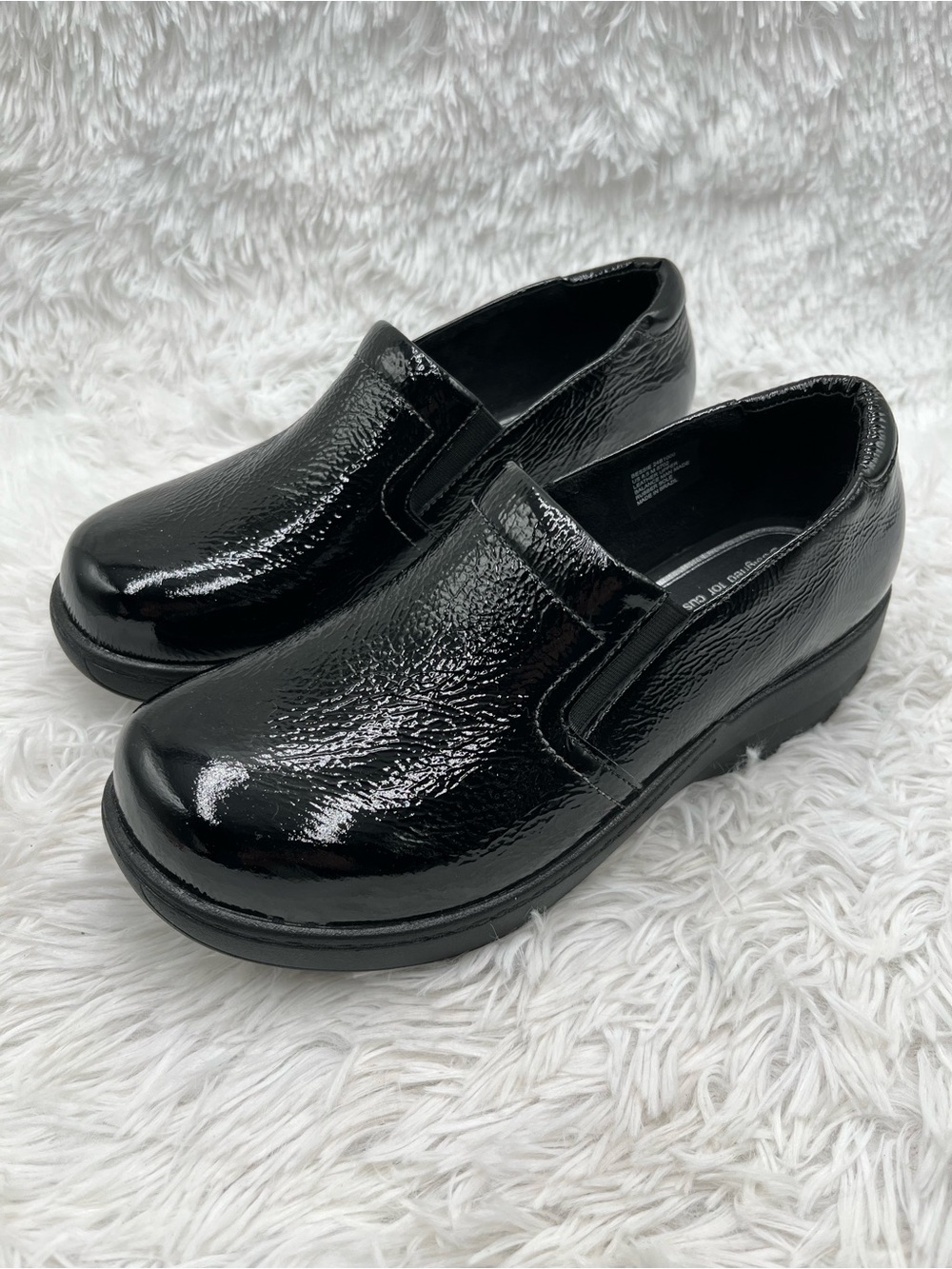 ABEO Bessie Clogs Size 8.5 Black Crinkle Patent Leather Slip-On